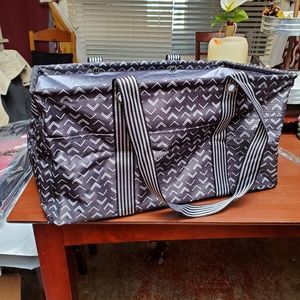 Thirty-One Deluxe Utility Tote and Top a Tote